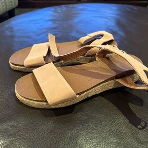 Women’s Sandals